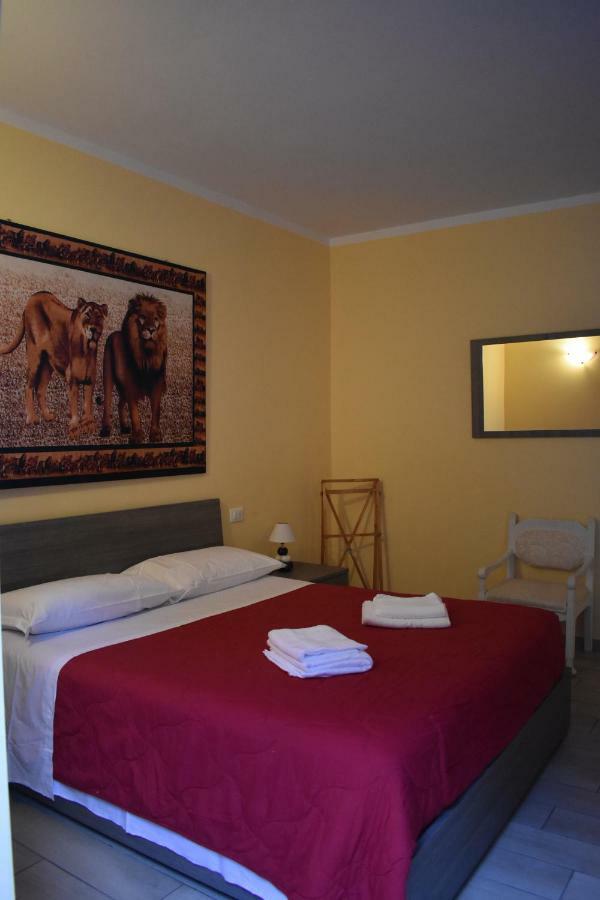 Mimosa Apartments Soiano Del Lago Eksteriør billede